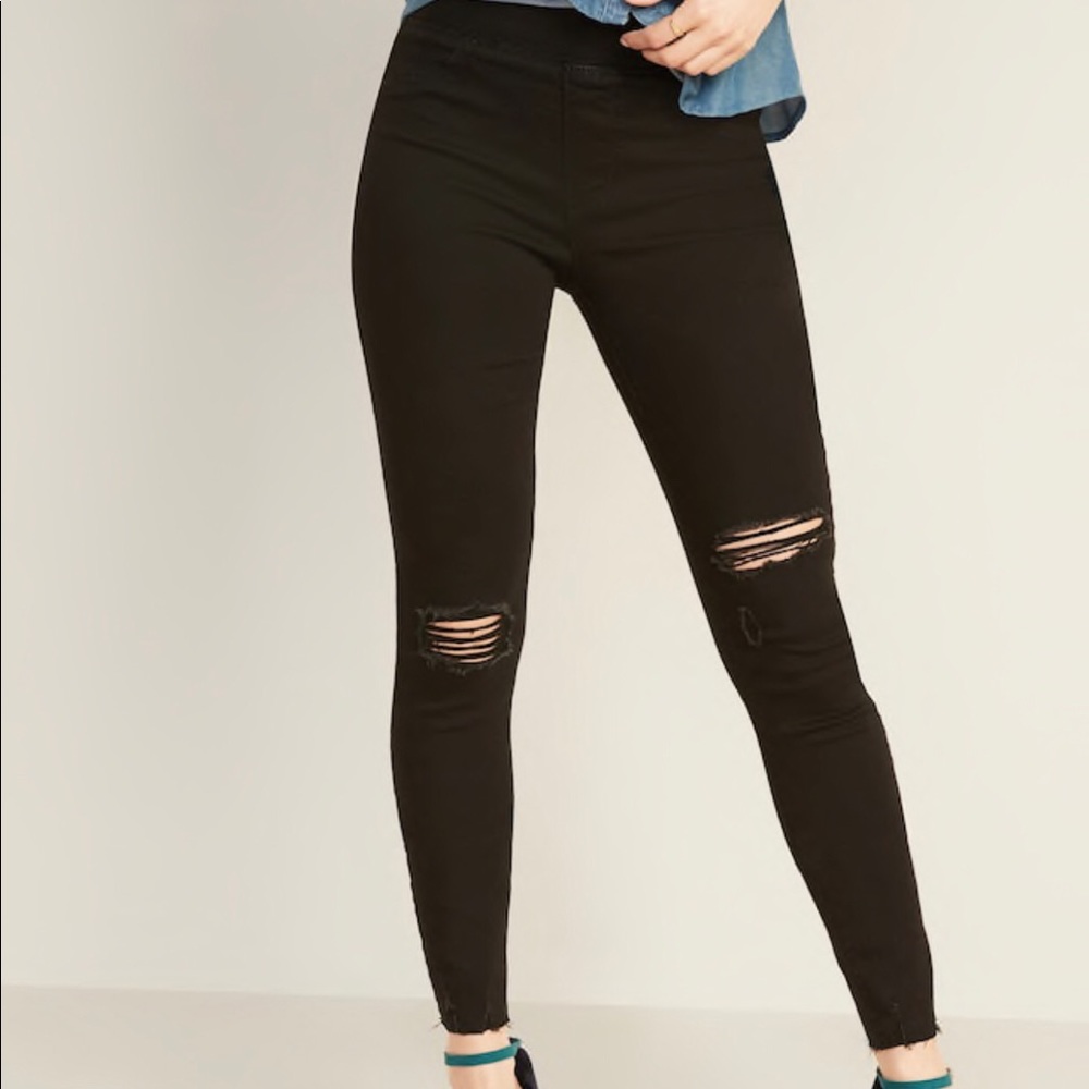 Rockstar Distressed Jeggings